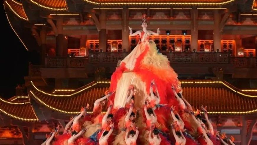 2025新奥开奖结果,难哄从校服到婚纱转场太甜了,最新热门解答落实_公测版V12.3